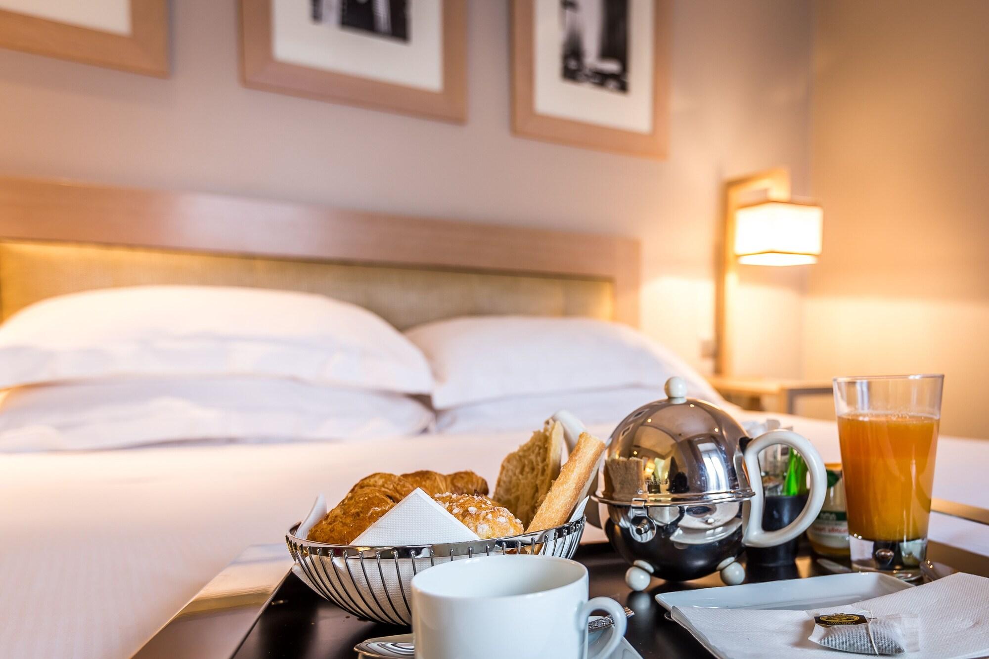 Hotel Duret Paris Champs Elysees Екстериор снимка